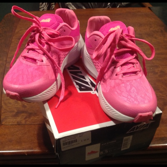 Brand new avia tennis/ running sneaker - Picture 2 of 5